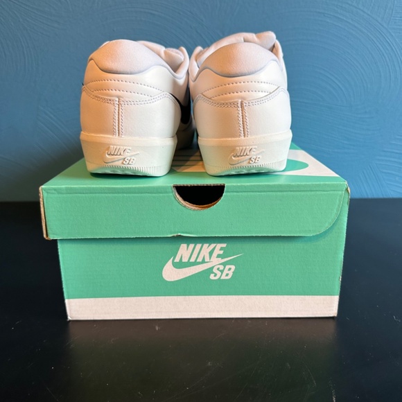 Nike Skateboarding Force 58 Premium, Size 10.5 - Picture 3 of 5